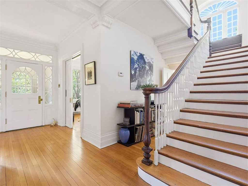 Pittsburgh, Pennsylvania, 15217, United States, 4 Bedrooms Bedrooms, ,3 BathroomsBathrooms,Residential,Active,1969666