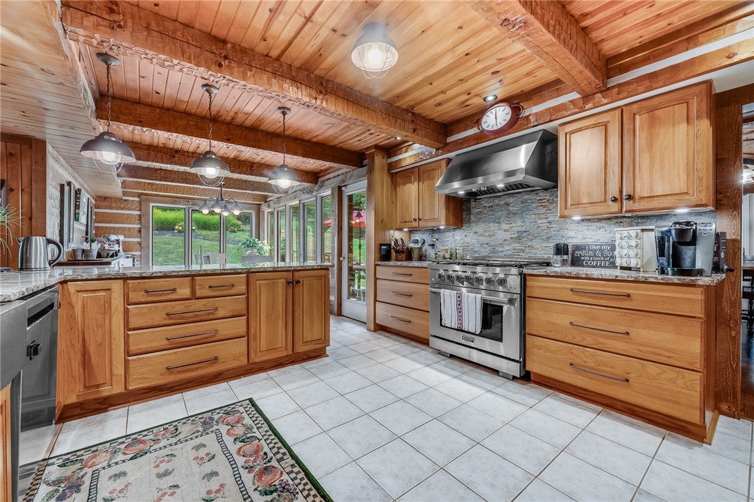 Waynesburg, Pennsylvania, 15370, United States, 5 Bedrooms Bedrooms, ,5 BathroomsBathrooms,Residential,Active,1971790