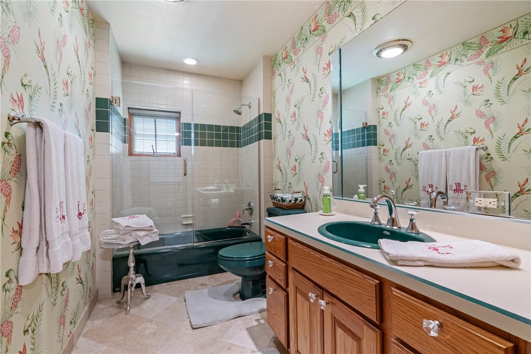 Pittsburgh, Pennsylvania, 15238, United States, 4 Bedrooms Bedrooms, ,4 BathroomsBathrooms,Residential,Active,1853348