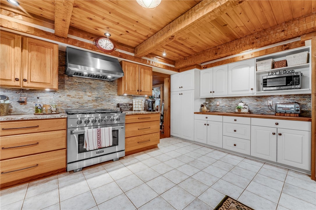 Waynesburg, Pennsylvania, 15370, United States, 5 Bedrooms Bedrooms, ,5 BathroomsBathrooms,Residential,Active,1971790