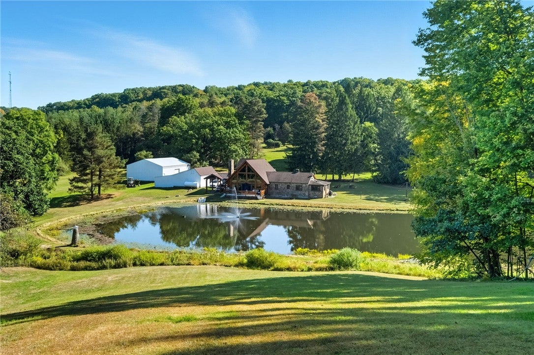 Emlenton, Pennsylvania, 16373, United States, 3 Bedrooms Bedrooms, ,3 BathroomsBathrooms,Residential,Active,1945255