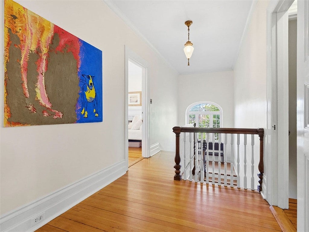 Pittsburgh, Pennsylvania, 15217, United States, 4 Bedrooms Bedrooms, ,3 BathroomsBathrooms,Residential,Active,1969666