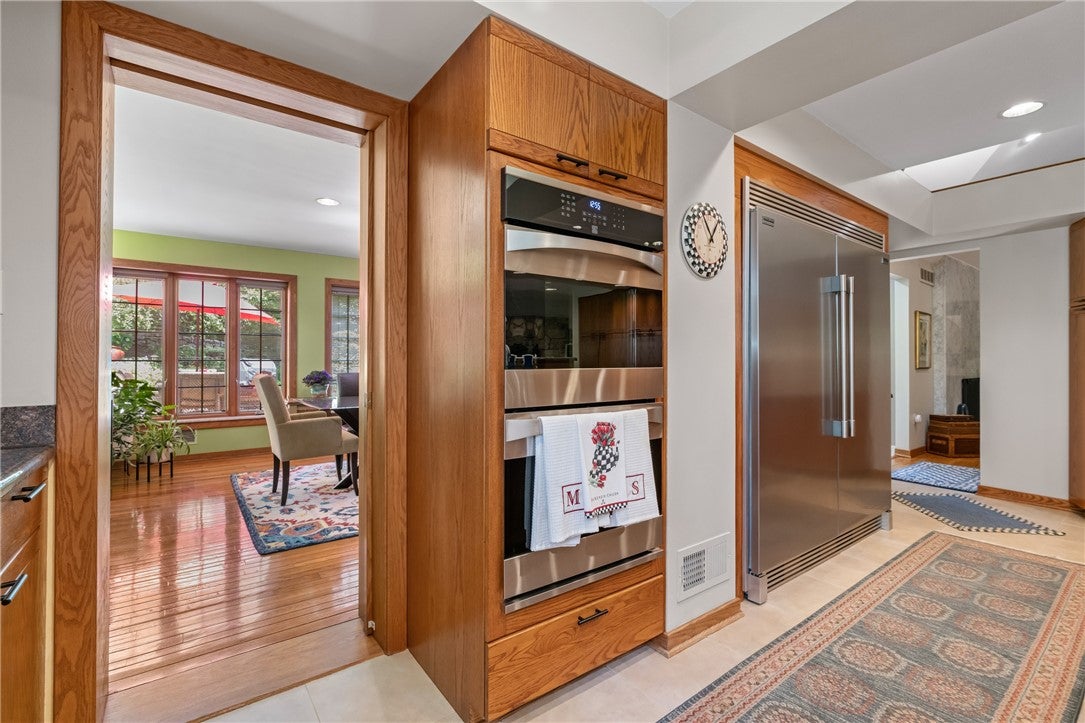 Pittsburgh, Pennsylvania, 15238, United States, 4 Bedrooms Bedrooms, ,4 BathroomsBathrooms,Residential,Active,1853348