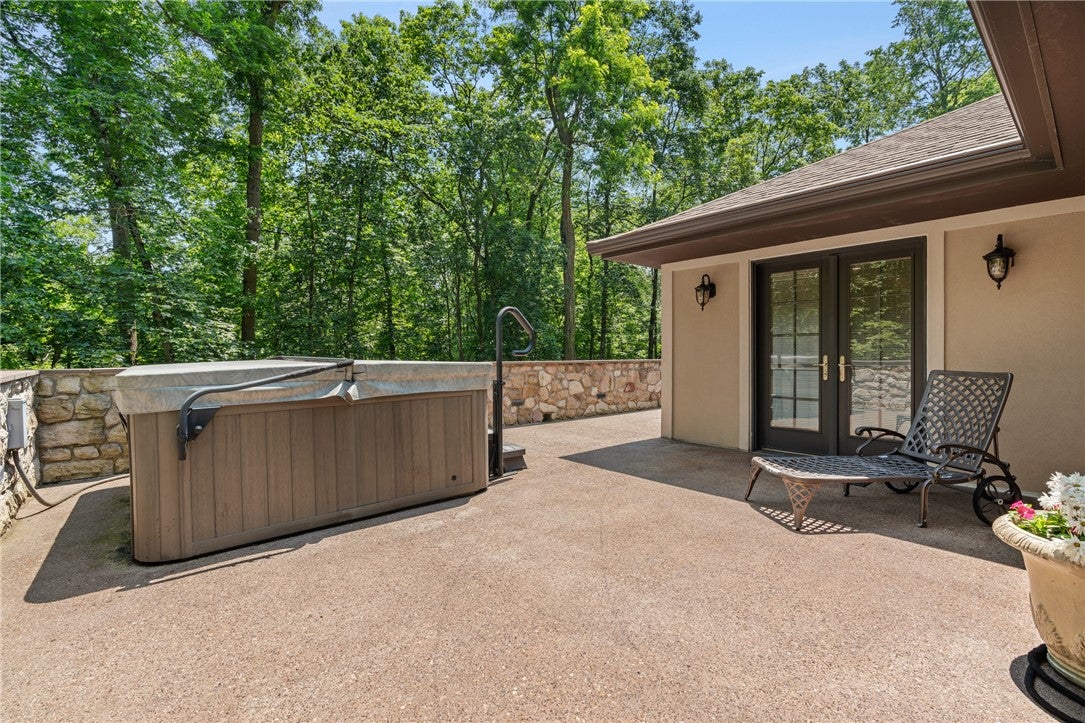 Pittsburgh, Pennsylvania, 15238, United States, 4 Bedrooms Bedrooms, ,4 BathroomsBathrooms,Residential,Active,1853348