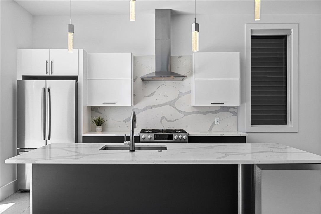 Pittsburgh, Pennsylvania, 15201, United States, 3 Bedrooms Bedrooms, ,4 BathroomsBathrooms,Residential,Active,1968384