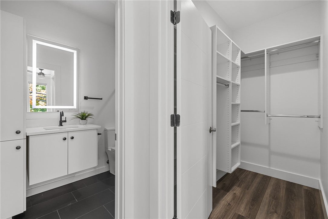 Pittsburgh, Pennsylvania, 15201, United States, 3 Bedrooms Bedrooms, ,4 BathroomsBathrooms,Residential,Active,1968384