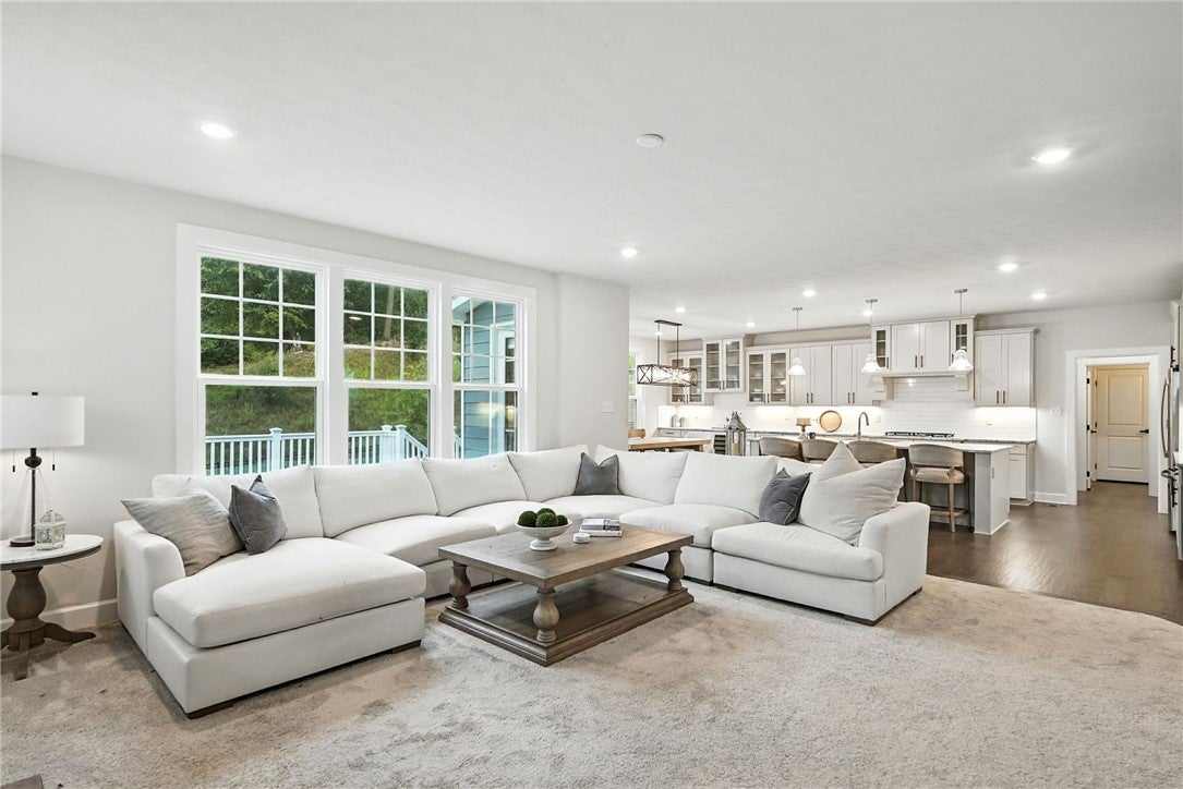 Wexford, Pennsylvania, 15090, United States, 4 Bedrooms Bedrooms, ,5 BathroomsBathrooms,Residential,Active,1934785