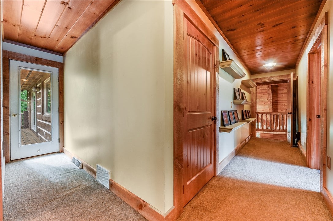 Waynesburg, Pennsylvania, 15370, United States, 5 Bedrooms Bedrooms, ,5 BathroomsBathrooms,Residential,Active,1971790