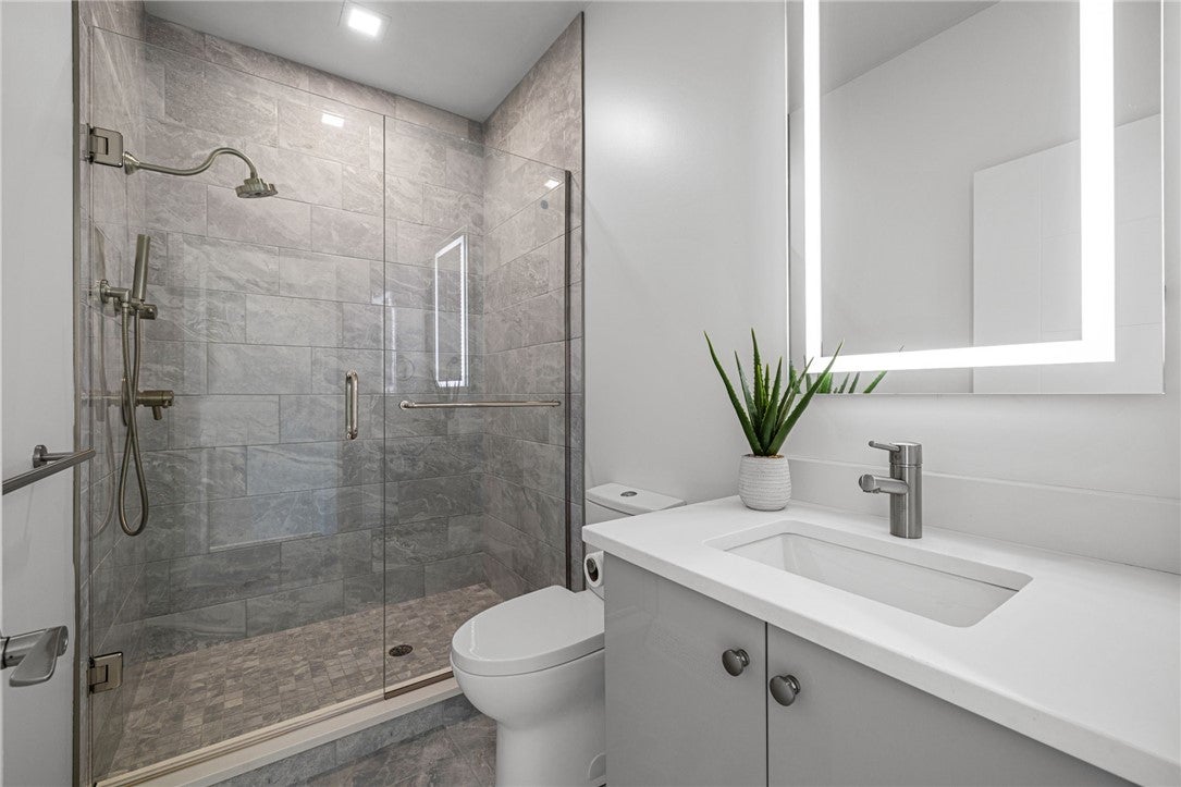 Pittsburgh, Pennsylvania, 15201, United States, 3 Bedrooms Bedrooms, ,4 BathroomsBathrooms,Residential,Active,1968384