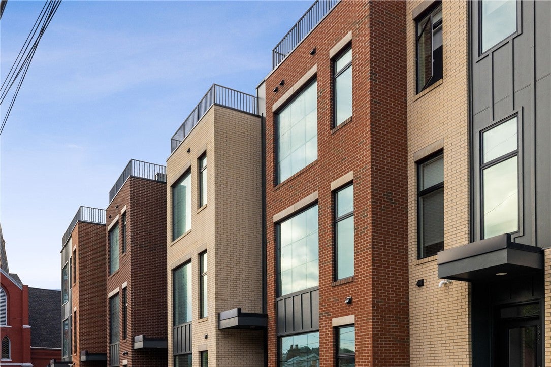 Pittsburgh, Pennsylvania, 15201, United States, 4 Bedrooms Bedrooms, ,5 BathroomsBathrooms,Residential,Active,1825068