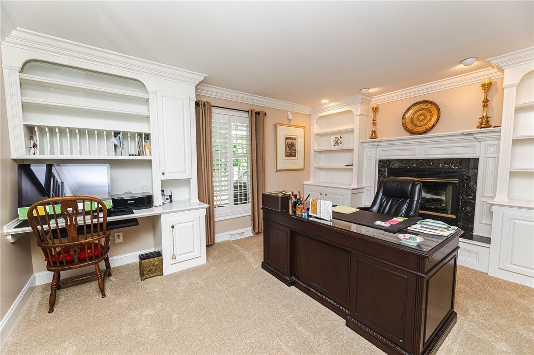 Valencia, Pennsylvania, 16059, United States, 4 Bedrooms Bedrooms, ,4 BathroomsBathrooms,Residential,Active,1922744