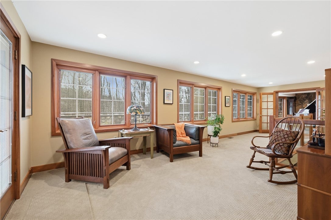 Pittsburgh, Pennsylvania, 15238, United States, 4 Bedrooms Bedrooms, ,4 BathroomsBathrooms,Residential,Active,1853348