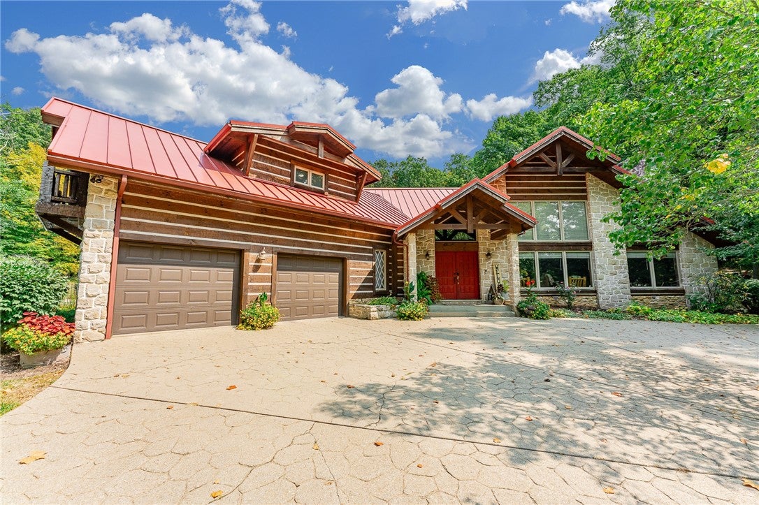 Waynesburg, Pennsylvania, 15370, United States, 5 Bedrooms Bedrooms, ,5 BathroomsBathrooms,Residential,Active,1971790