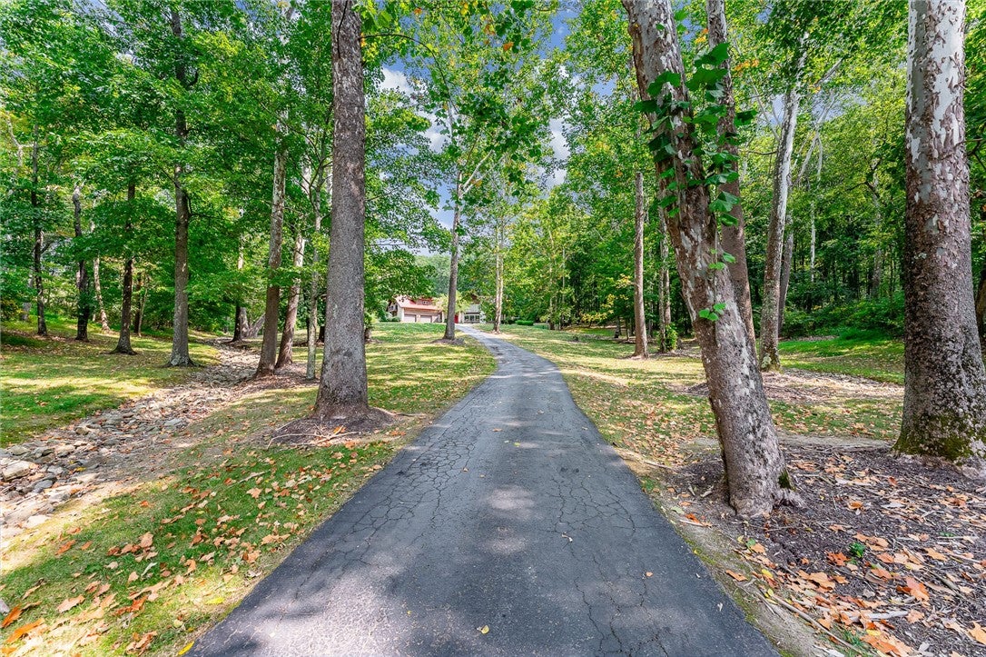 Waynesburg, Pennsylvania, 15370, United States, 5 Bedrooms Bedrooms, ,5 BathroomsBathrooms,Residential,Active,1971790
