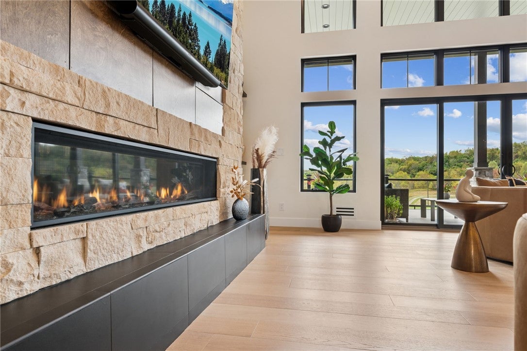 Greensburg, Pennsylvania, 15601, United States, 4 Bedrooms Bedrooms, ,5 BathroomsBathrooms,Residential,Active,1988789