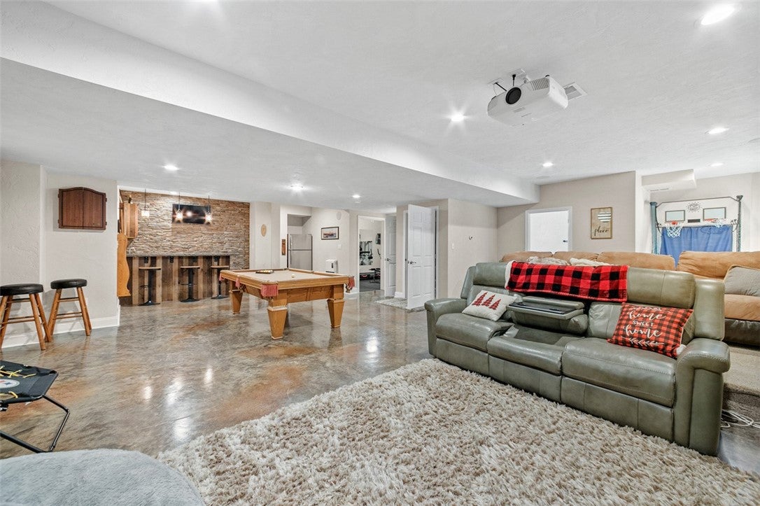 Murrysville, Pennsylvania, 15668, United States, 4 Bedrooms Bedrooms, ,5 BathroomsBathrooms,Residential,Active,1899900