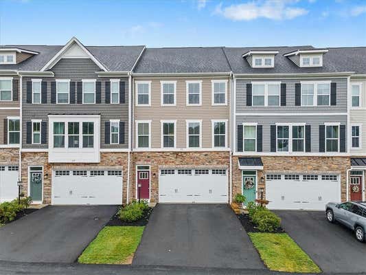 110 RIVULET PL, ZELIENOPLE, PA 16063 - Image 1