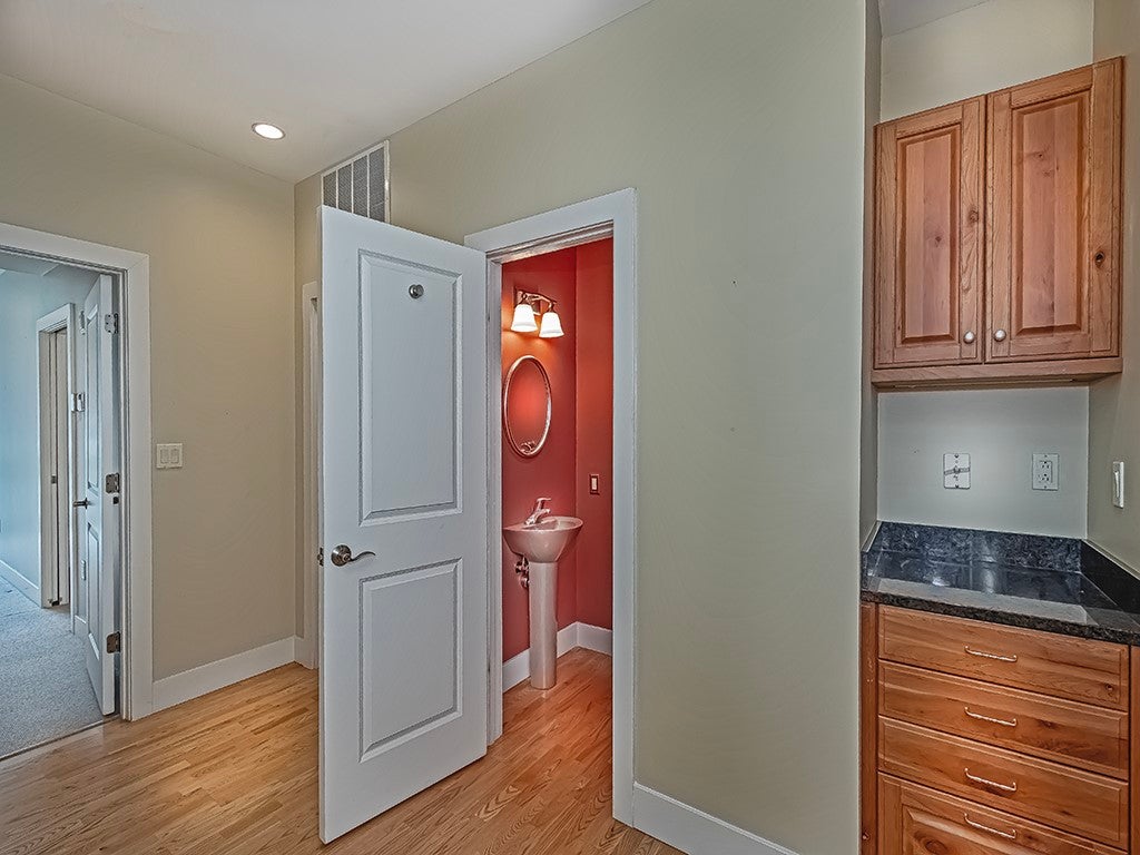 Pittsburgh, Pennsylvania, 15213, United States, ,4 BathroomsBathrooms,Residential,Active,1764918