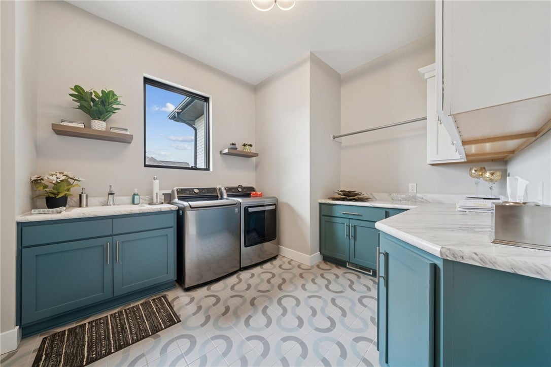 Greensburg, Pennsylvania, 15601, United States, 4 Bedrooms Bedrooms, ,5 BathroomsBathrooms,Residential,Active,1988789