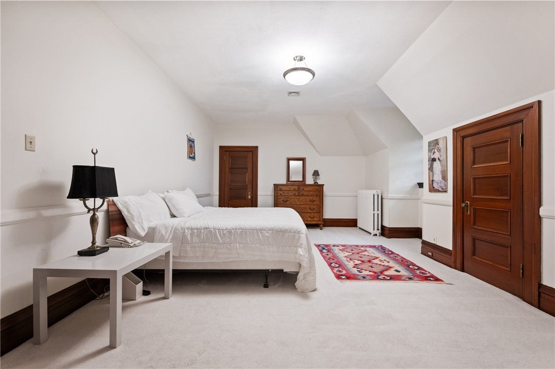 Pittsburgh, Pennsylvania, 15232, United States, 8 Bedrooms Bedrooms, ,6 BathroomsBathrooms,Residential,Active,1973278