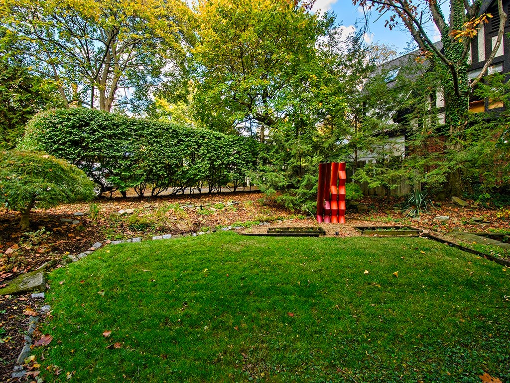 Pittsburgh, Pennsylvania, 15232, United States, 3 Bedrooms Bedrooms, ,2 BathroomsBathrooms,Residential,Active,1905131