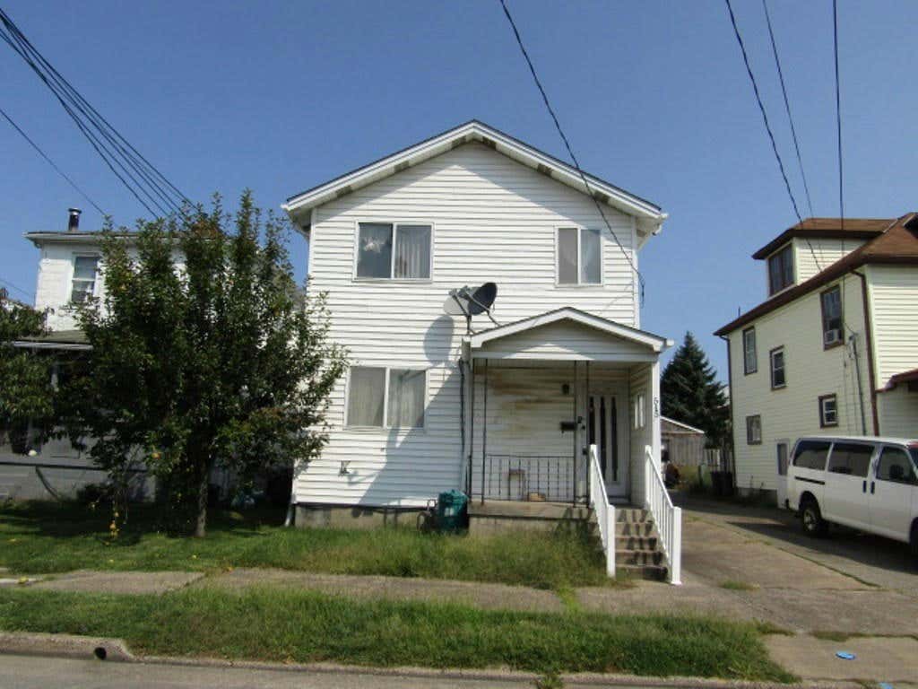 515 GRANT ST, SPRINGDALE, PA 15144, photo 1 of 20