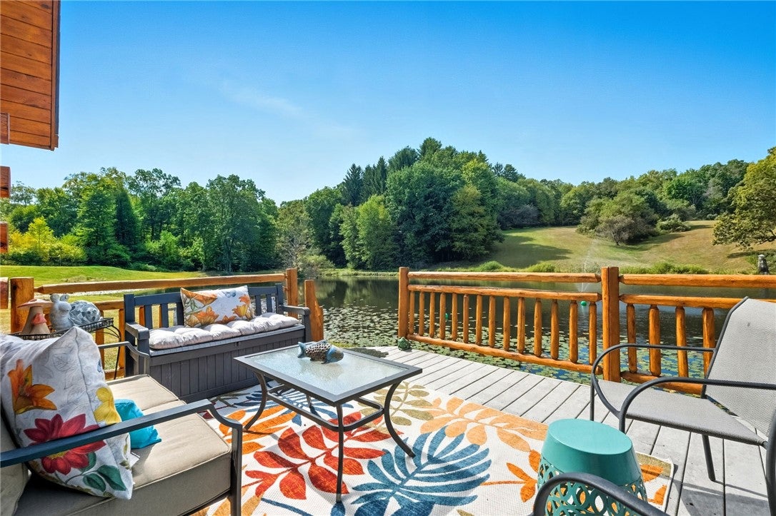 Emlenton, Pennsylvania, 16373, United States, 3 Bedrooms Bedrooms, ,3 BathroomsBathrooms,Residential,Active,1945255