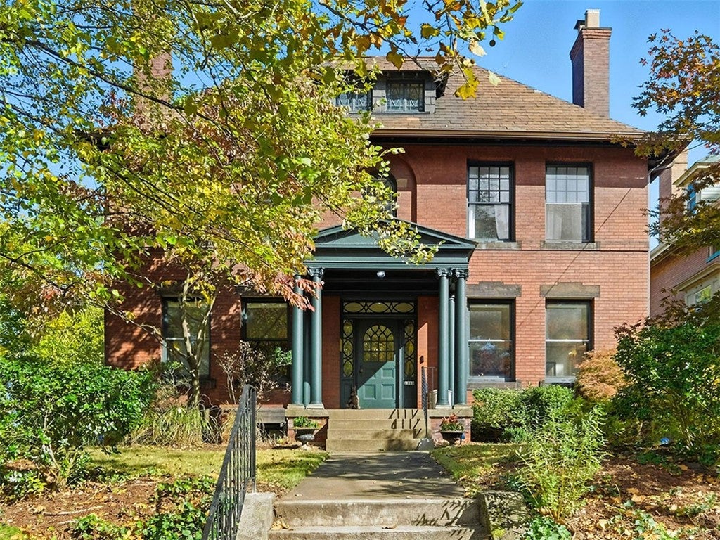 Pittsburgh, Pennsylvania, 15217, United States, 4 Bedrooms Bedrooms, ,3 BathroomsBathrooms,Residential,Active,1969666