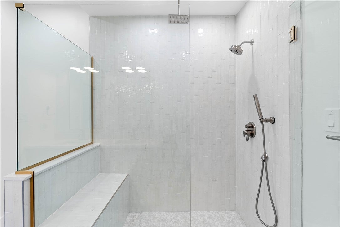 Lawrenceville, Pennsylvania, 15201, United States, 4 Bedrooms Bedrooms, ,5 BathroomsBathrooms,Residential,Active,1824528