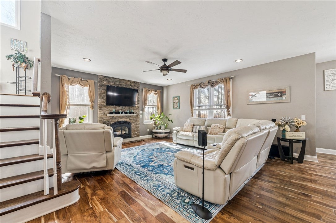 Murrysville, Pennsylvania, 15668, United States, 4 Bedrooms Bedrooms, ,5 BathroomsBathrooms,Residential,Active,2028549