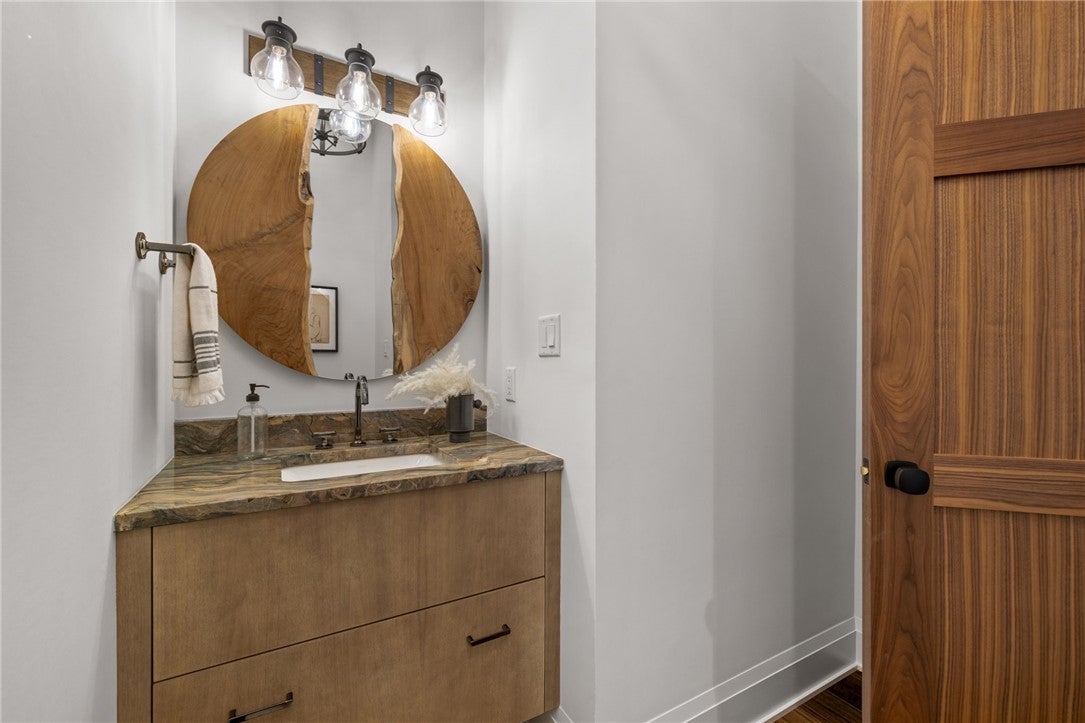 Wexford, Pennsylvania, 15090, United States, 5 Bedrooms Bedrooms, ,5 BathroomsBathrooms,Residential,Active,2006966