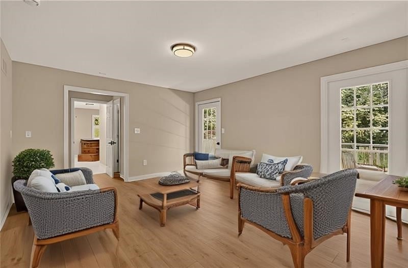 Canonsburg, Pennsylvania, 15317, United States, 5 Bedrooms Bedrooms, ,5 BathroomsBathrooms,Residential,Active,2009822