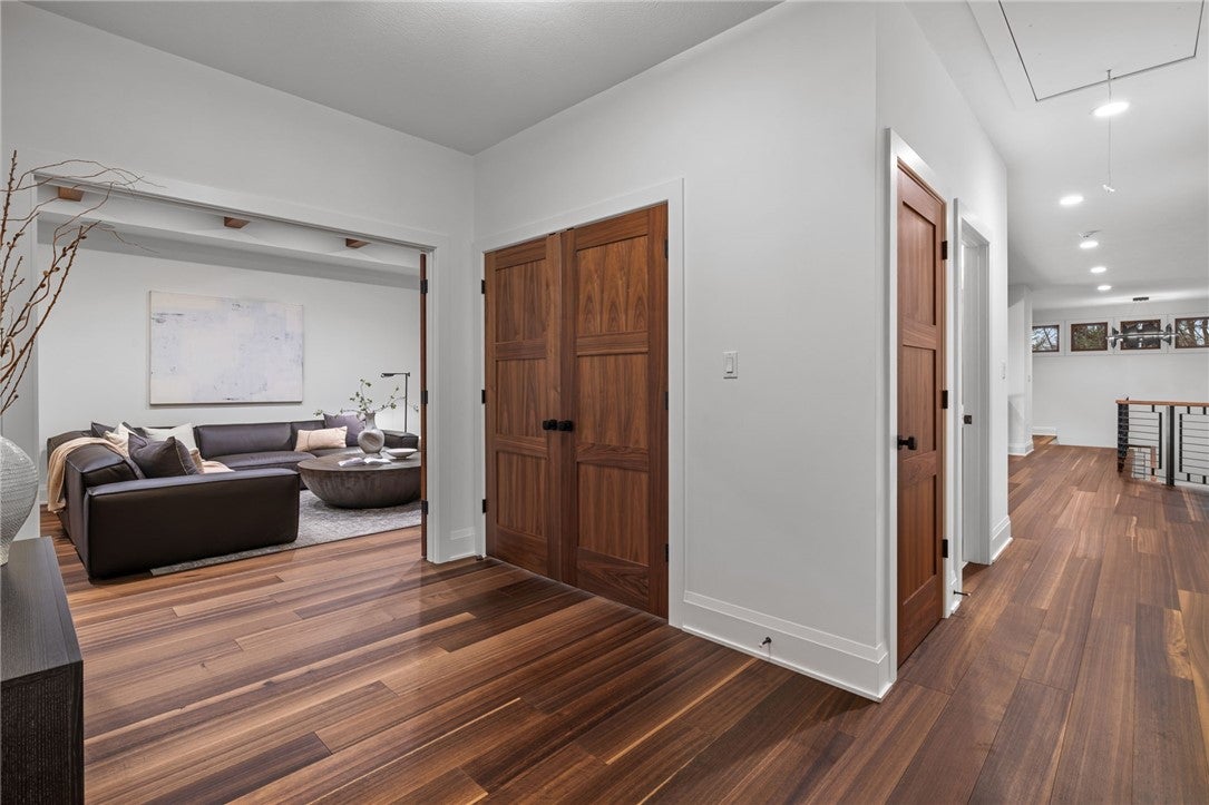 Wexford, Pennsylvania, 15090, United States, 5 Bedrooms Bedrooms, ,5 BathroomsBathrooms,Residential,Active,2006966