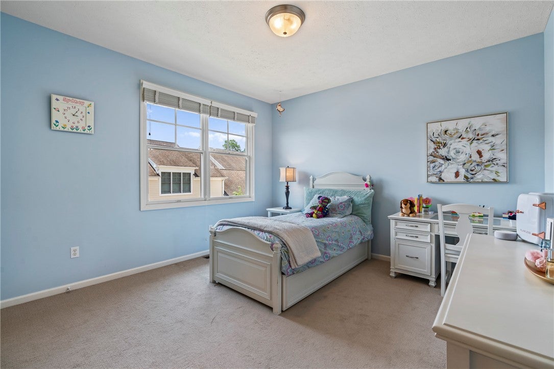 Pittsburgh, Pennsylvania, 15217, United States, 4 Bedrooms Bedrooms, ,4 BathroomsBathrooms,Residential,Active,1899201