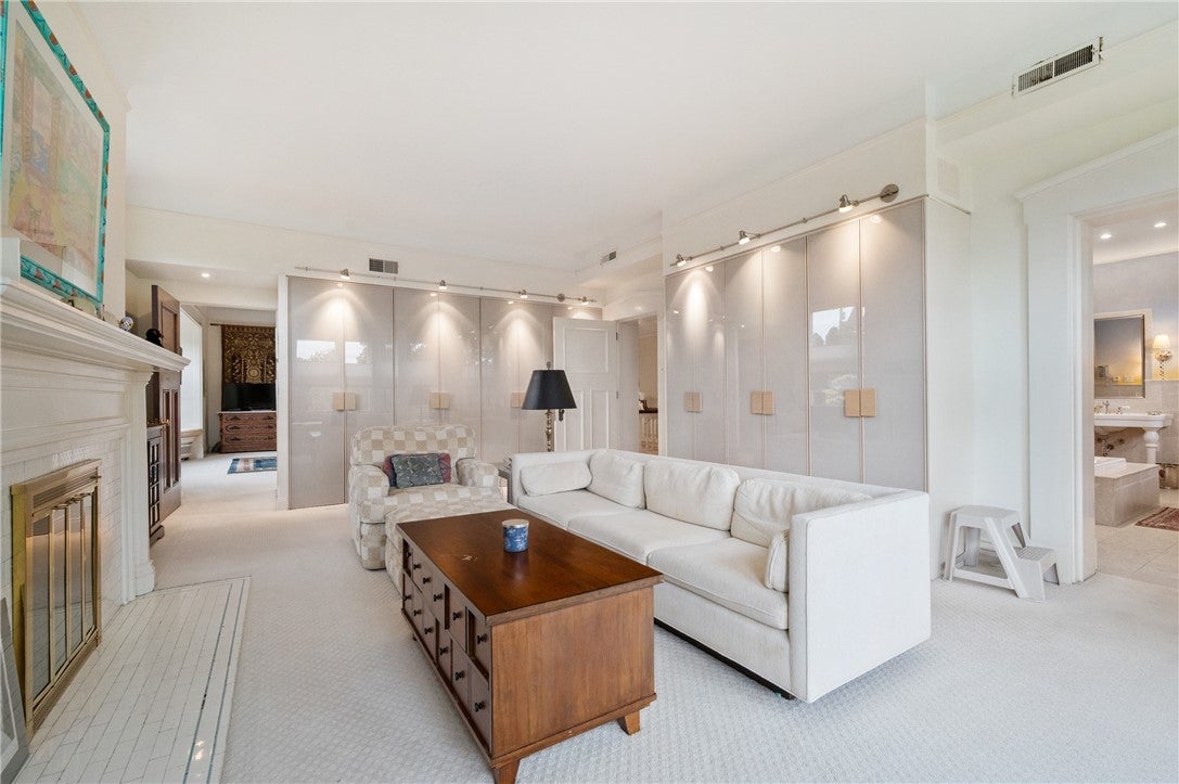 Pittsburgh, Pennsylvania, 15232, United States, 8 Bedrooms Bedrooms, ,6 BathroomsBathrooms,Residential,Active,1973278