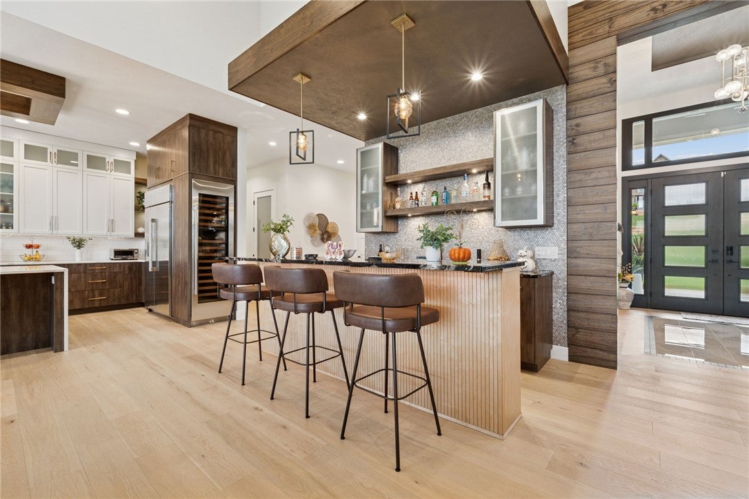 Greensburg, Pennsylvania, 15601, United States, 4 Bedrooms Bedrooms, ,5 BathroomsBathrooms,Residential,Active,1988789