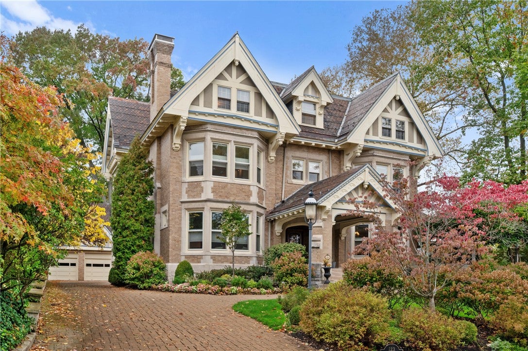 Pittsburgh, Pennsylvania, 15232, United States, 8 Bedrooms Bedrooms, ,6 BathroomsBathrooms,Residential,Active,1973278