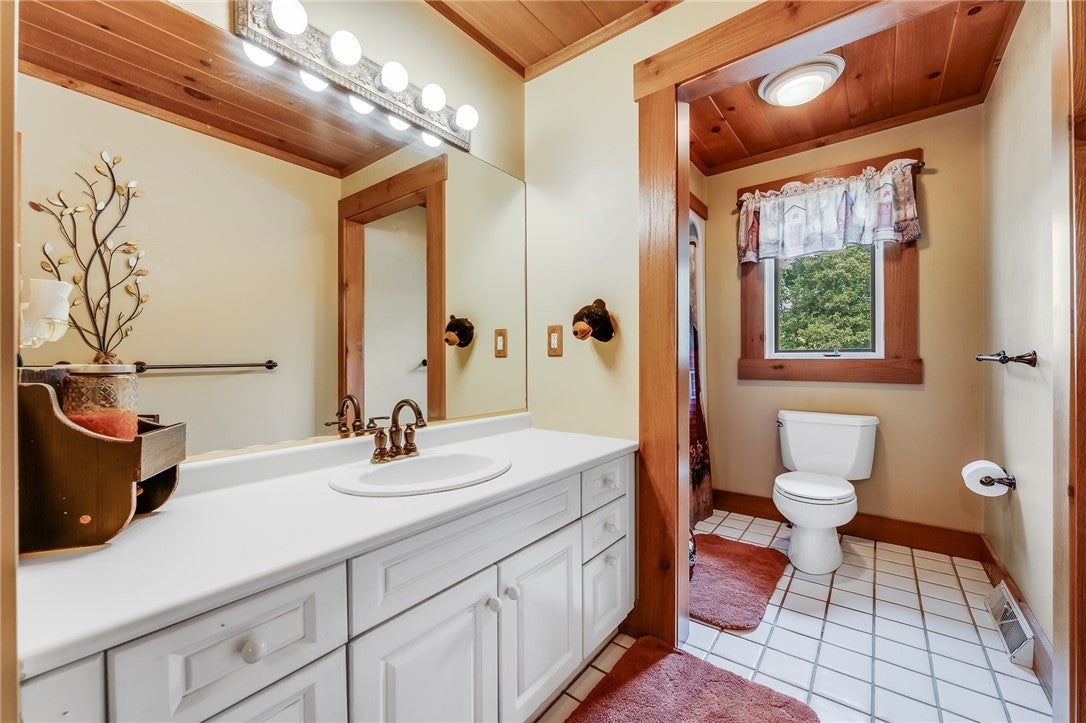 Waynesburg, Pennsylvania, 15370, United States, 5 Bedrooms Bedrooms, ,5 BathroomsBathrooms,Residential,Active,1971790