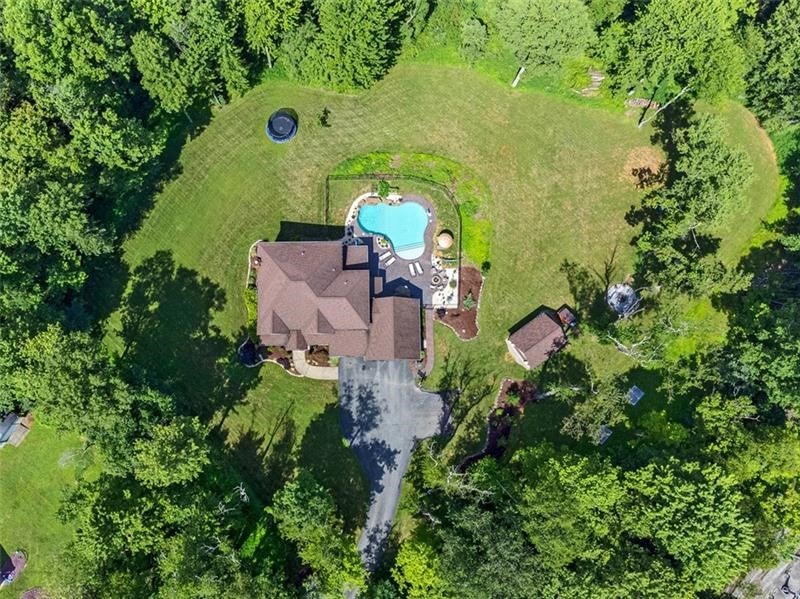 Murrysville, Pennsylvania, 15668, United States, 4 Bedrooms Bedrooms, ,5 BathroomsBathrooms,Residential,Active,1989780