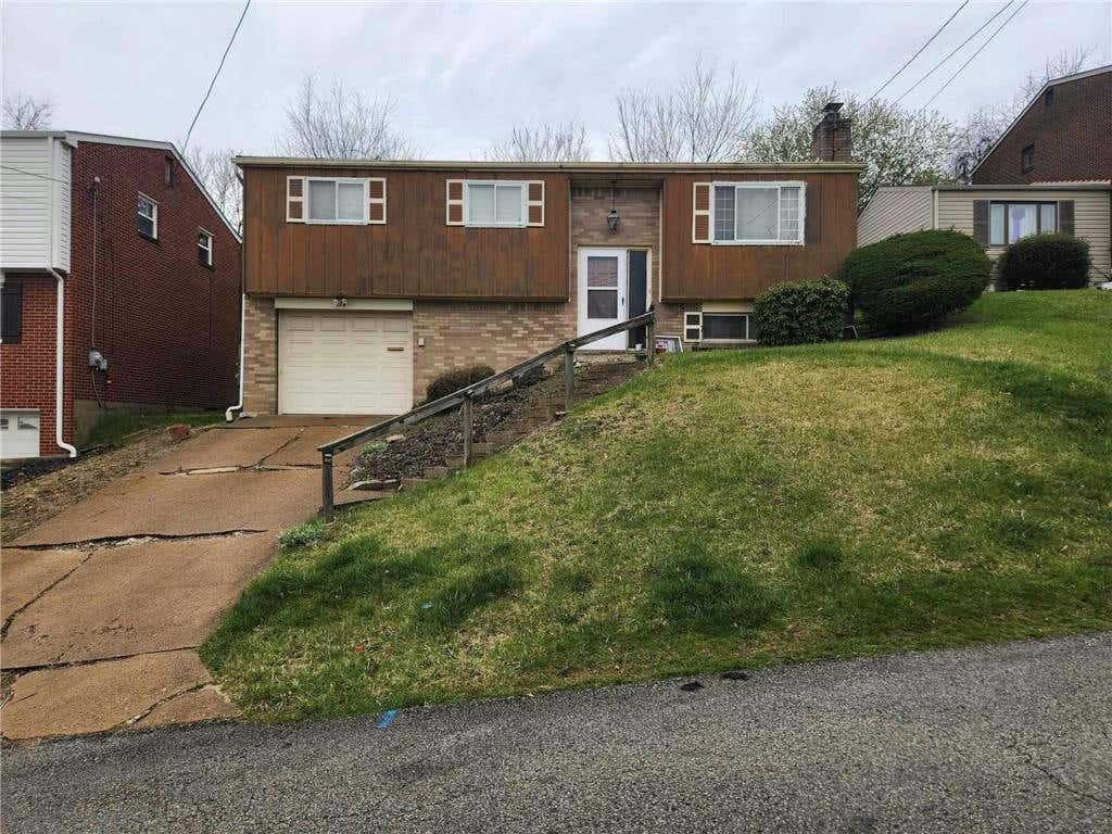 124 PRESTON DR, BRADDOCK, PA 15104, photo 1 of 22