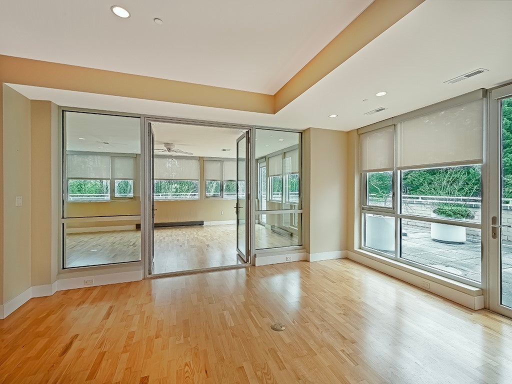 Pittsburgh, Pennsylvania, 15213, United States, ,4 BathroomsBathrooms,Residential,Active,1764918