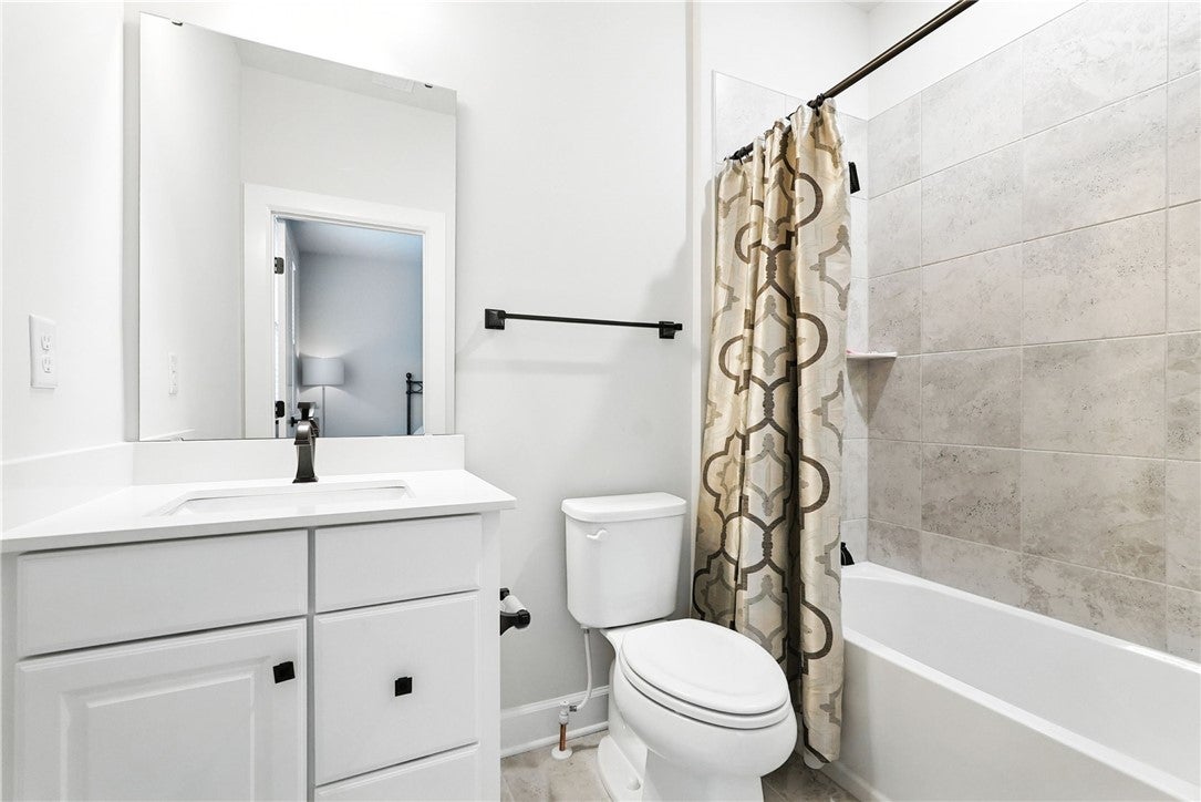 Wexford, Pennsylvania, 15090, United States, 4 Bedrooms Bedrooms, ,5 BathroomsBathrooms,Residential,Active,1934785