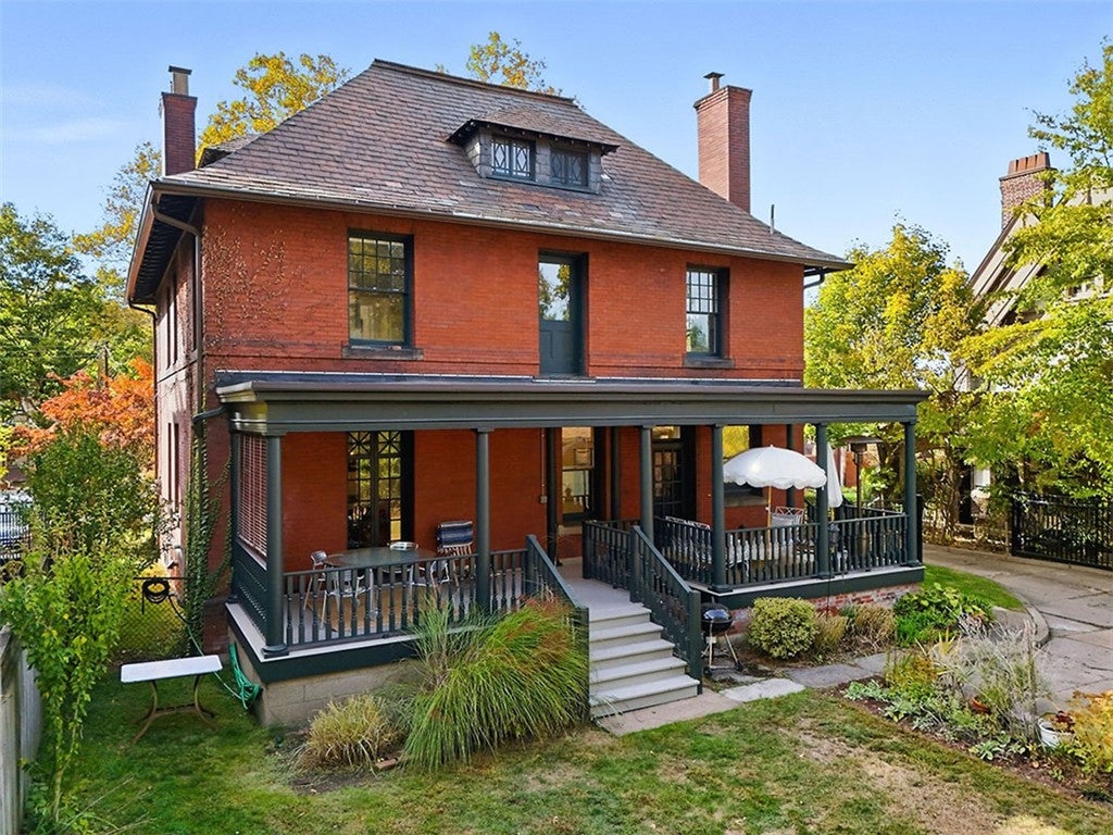 Pittsburgh, Pennsylvania, 15217, United States, 4 Bedrooms Bedrooms, ,3 BathroomsBathrooms,Residential,Active,1969666