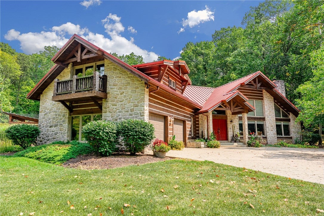 Waynesburg, Pennsylvania, 15370, United States, 5 Bedrooms Bedrooms, ,5 BathroomsBathrooms,Residential,Active,1971790