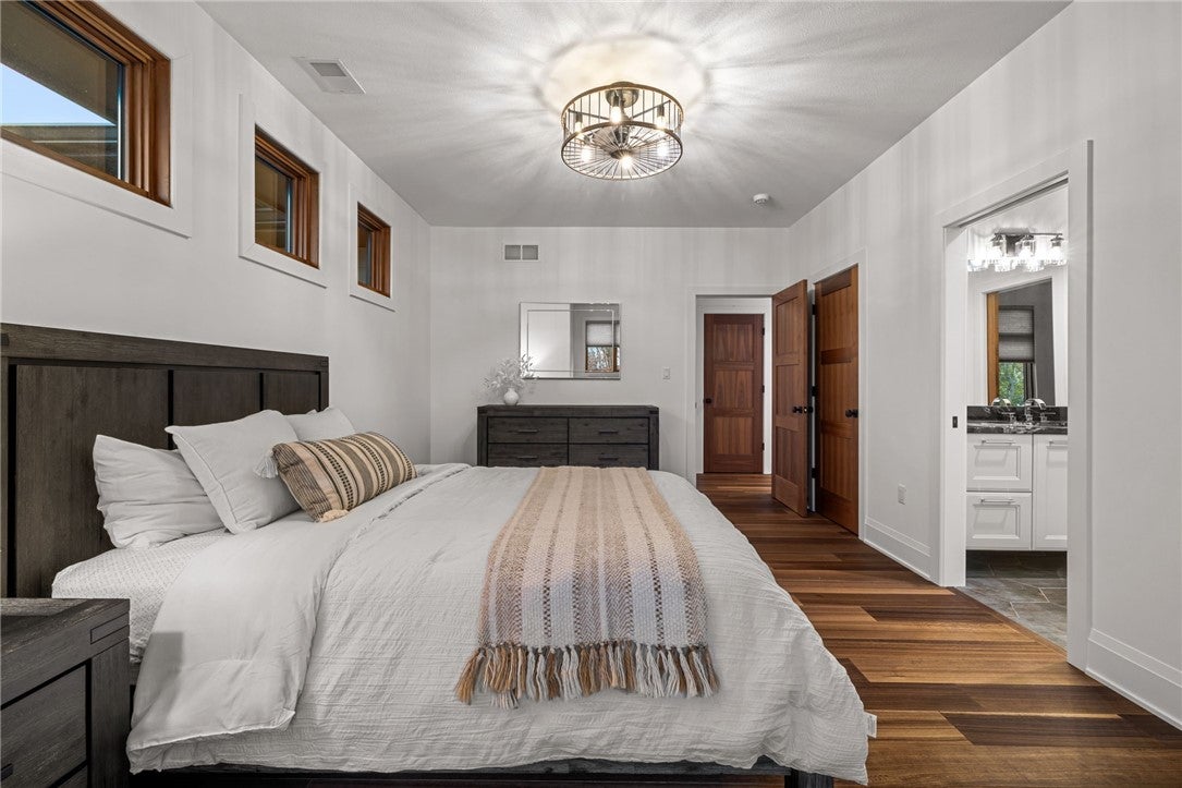 Wexford, Pennsylvania, 15090, United States, 5 Bedrooms Bedrooms, ,5 BathroomsBathrooms,Residential,Active,2006966