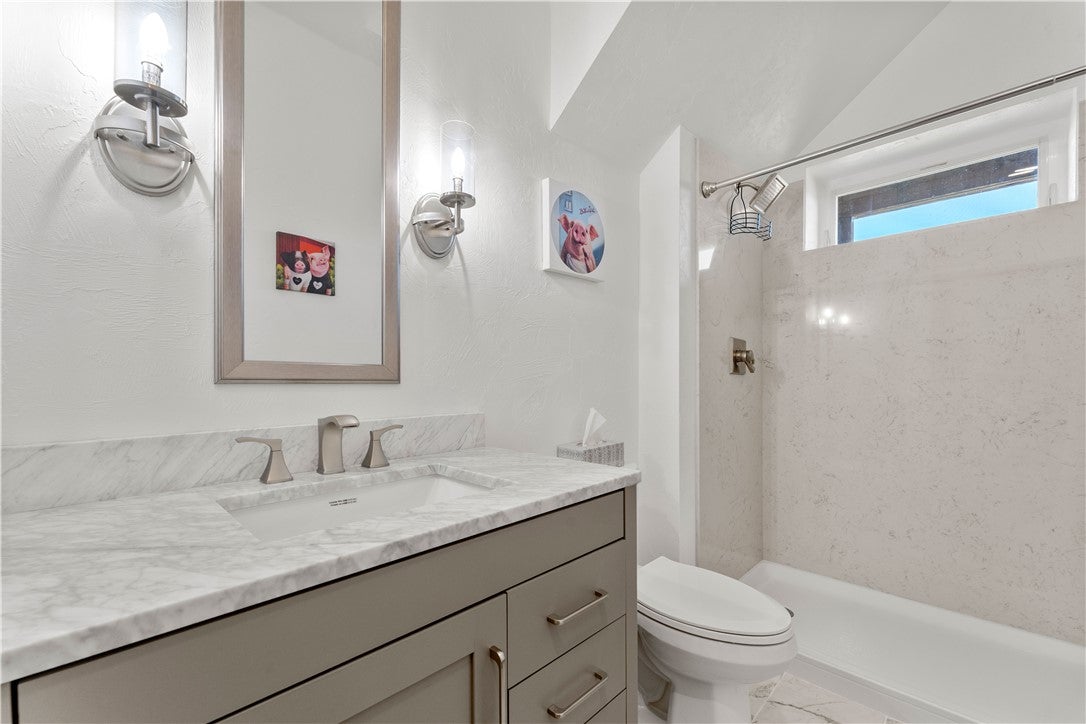 Smithton, Pennsylvania, 15479, United States, 4 Bedrooms Bedrooms, ,3 BathroomsBathrooms,Residential,Active,1971776