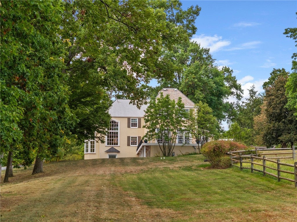 Sewickley, Pennsylvania, 15143, United States, 3 Bedrooms Bedrooms, ,4 BathroomsBathrooms,Residential,Active,1952620