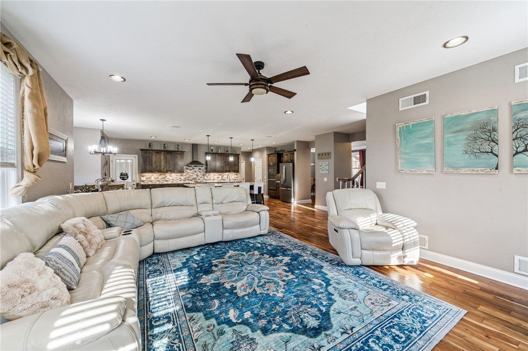 Murrysville, Pennsylvania, 15668, United States, 4 Bedrooms Bedrooms, ,5 BathroomsBathrooms,Residential,Active,2028549