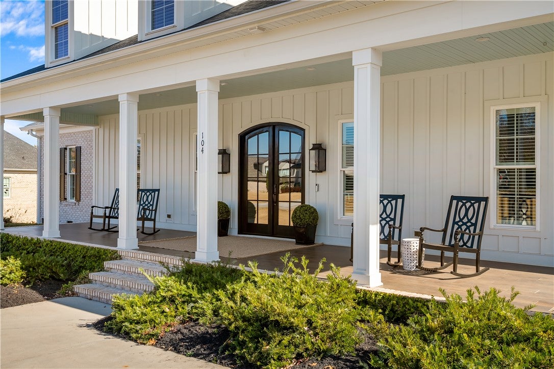 Anderson, South Carolina, 29621, United States, 5 Bedrooms Bedrooms, ,7 BathroomsBathrooms,Residential,Active,1996299