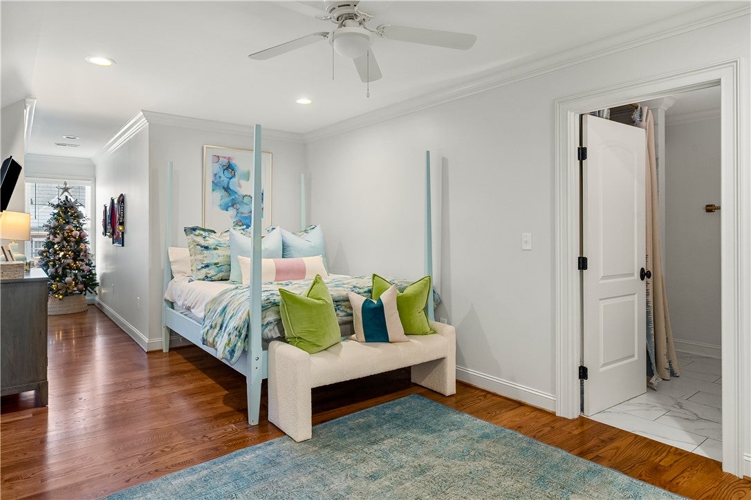 Anderson, South Carolina, 29621, United States, 5 Bedrooms Bedrooms, ,7 BathroomsBathrooms,Residential,Active,1996299